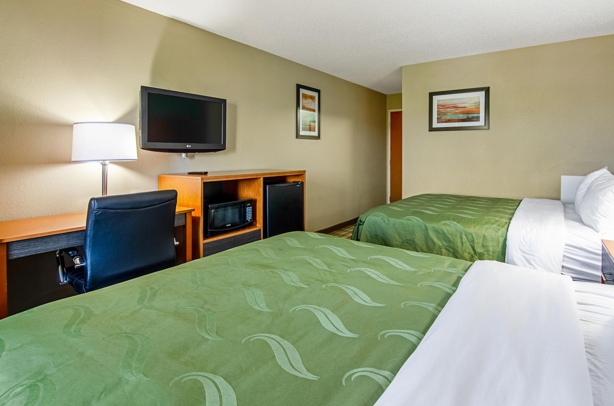 Quality Inn & Suites I-81 Exit 7 Bristol Exterior photo